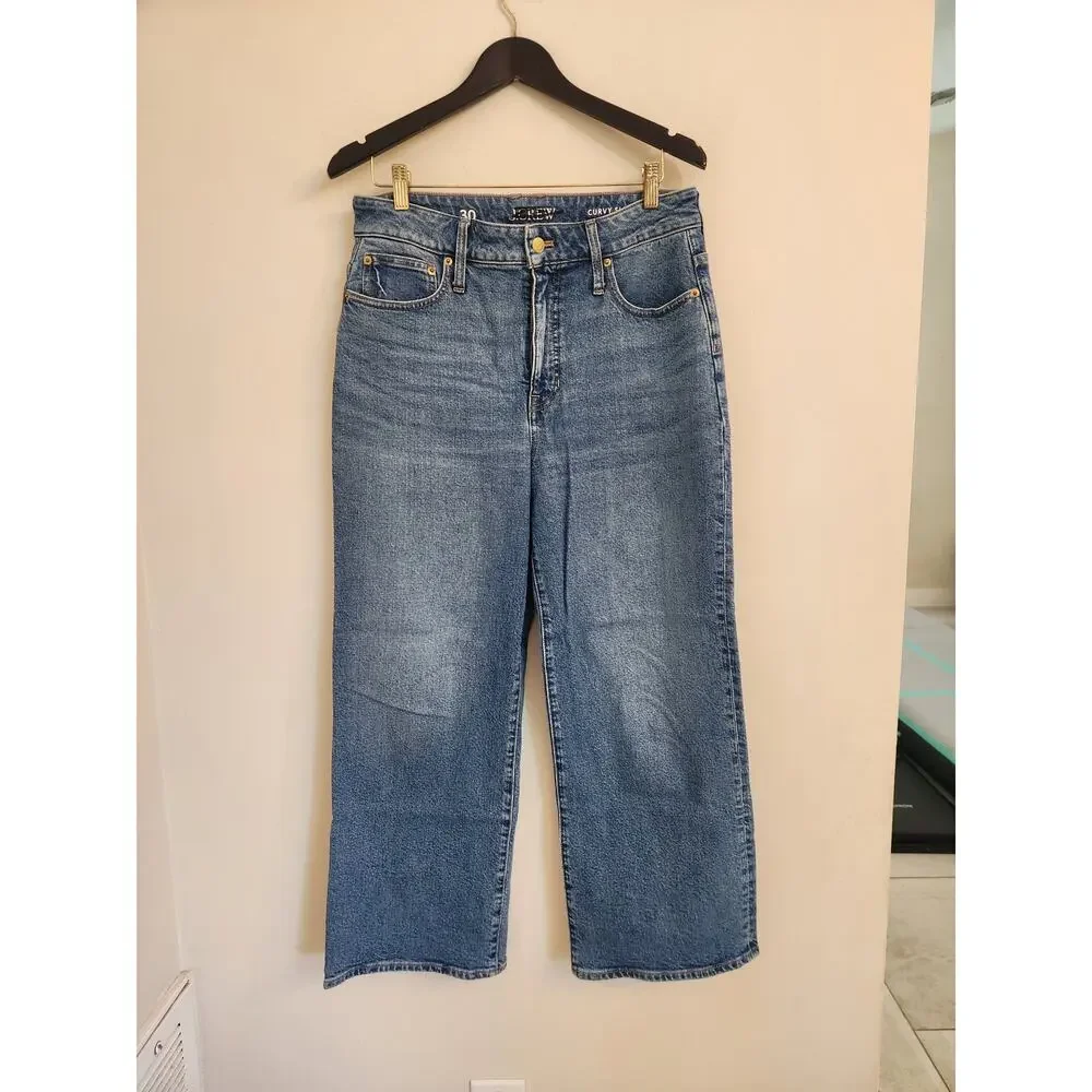 NWT J. Crew Curvy Slim-Wide Jean 30